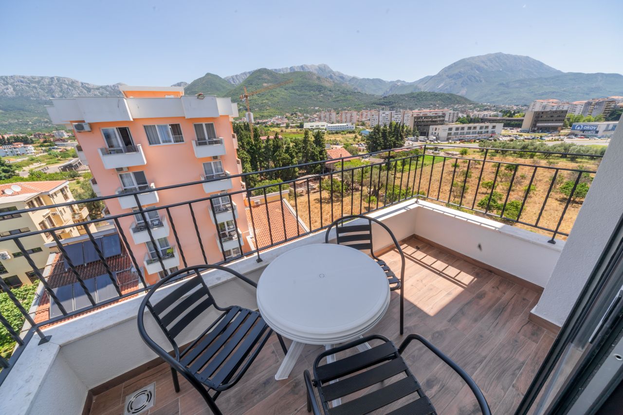 Hotel Pharos (Bar) - wczasy