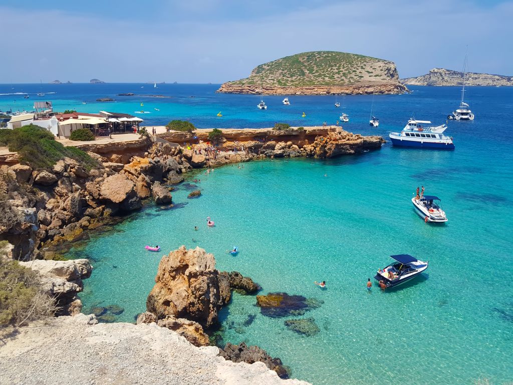Ibiza - obóz rekreacyjny 15+ - wylot z Warszawy